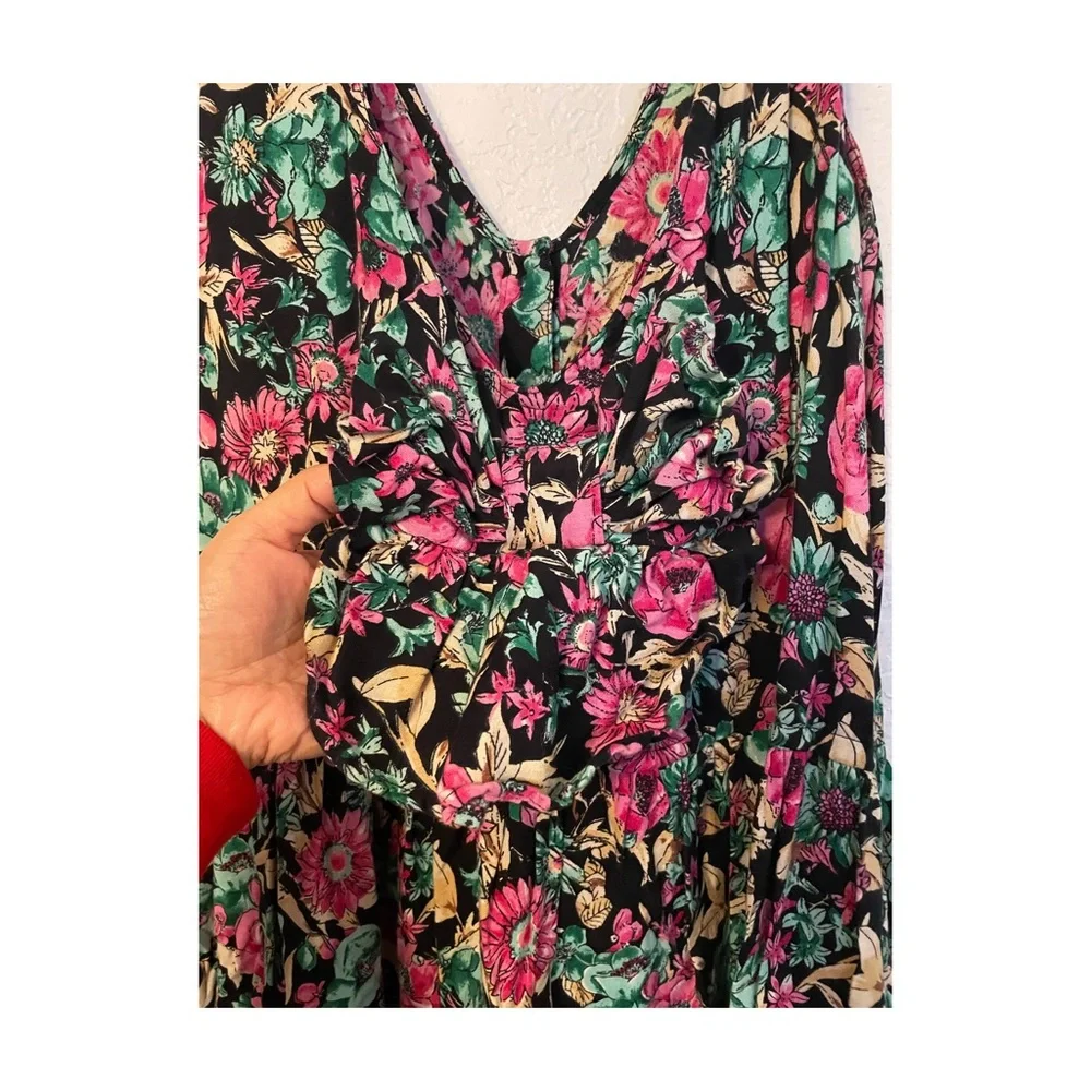 Vintage Floral Sleeveless Dress - Picture 3 of 4